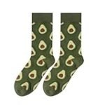 Descubre la tendencia de los calcetines altos con dibujos para lucir en tus entrenamientos deportivos